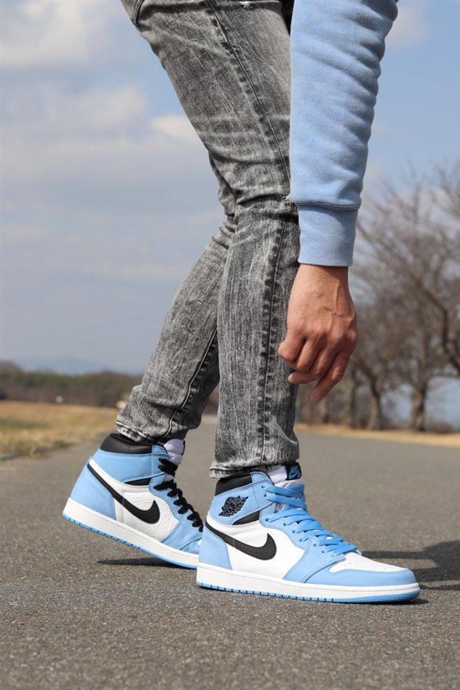 Sneaker Air Jordan 1 bleu